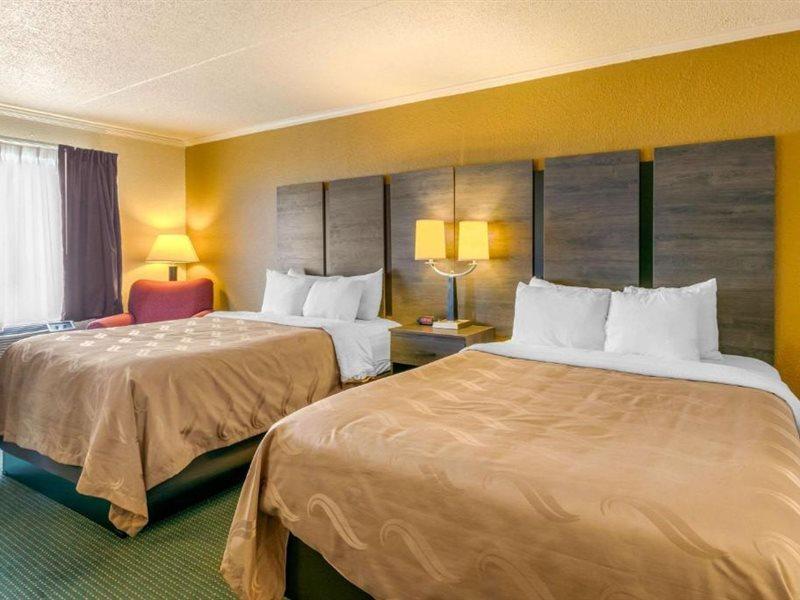 Quality Inn Manchester Εξωτερικό φωτογραφία