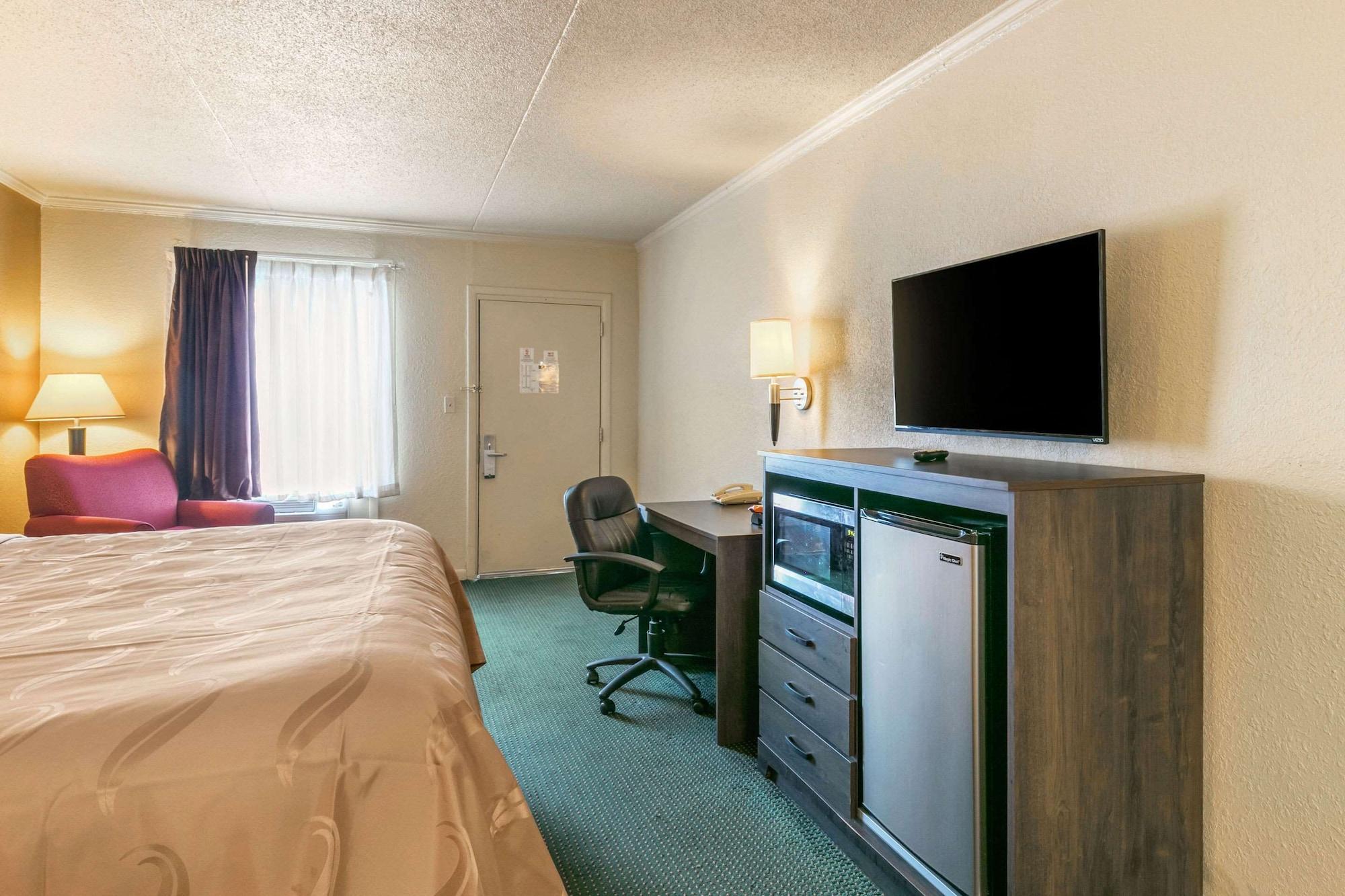 Quality Inn Manchester Εξωτερικό φωτογραφία