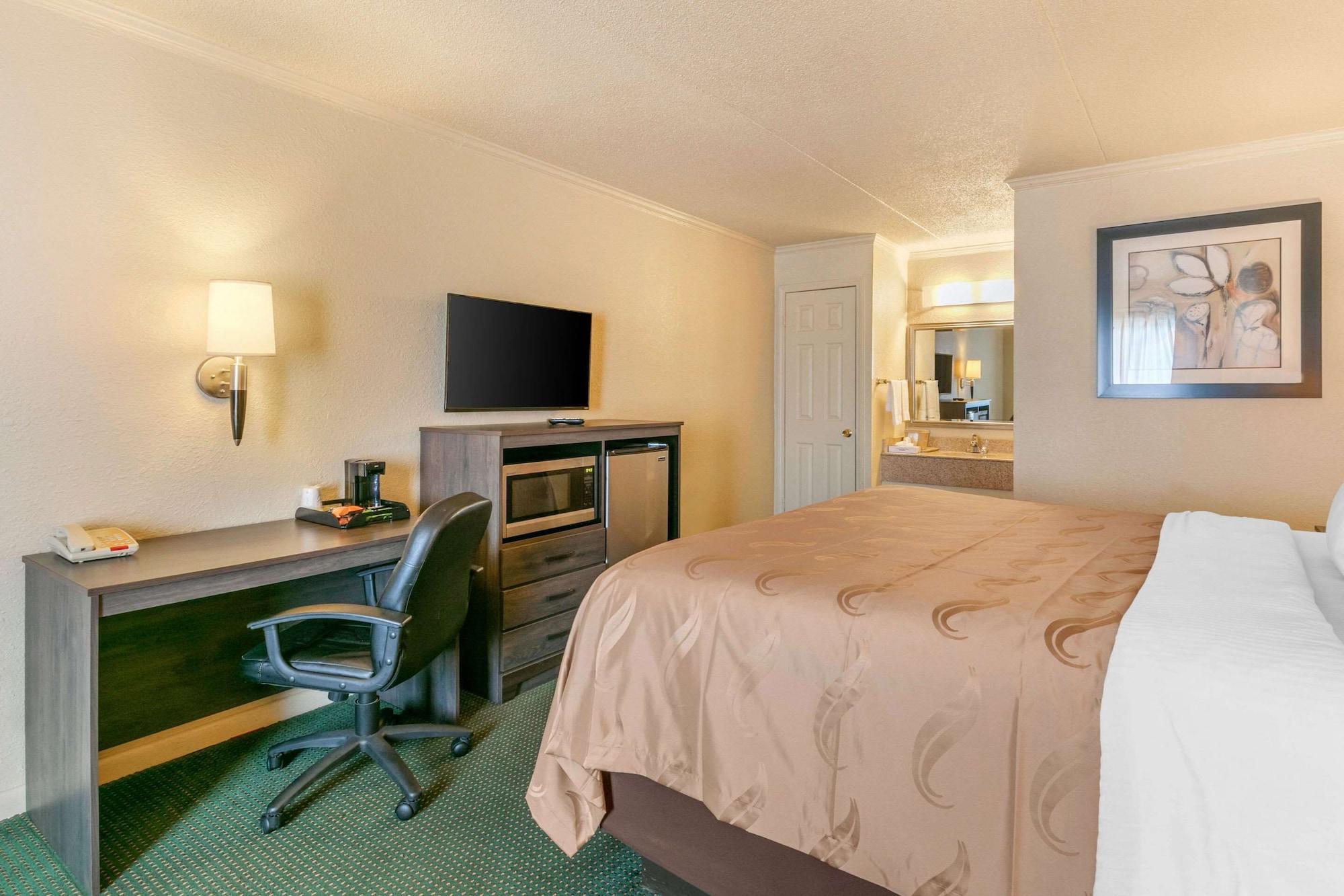 Quality Inn Manchester Εξωτερικό φωτογραφία