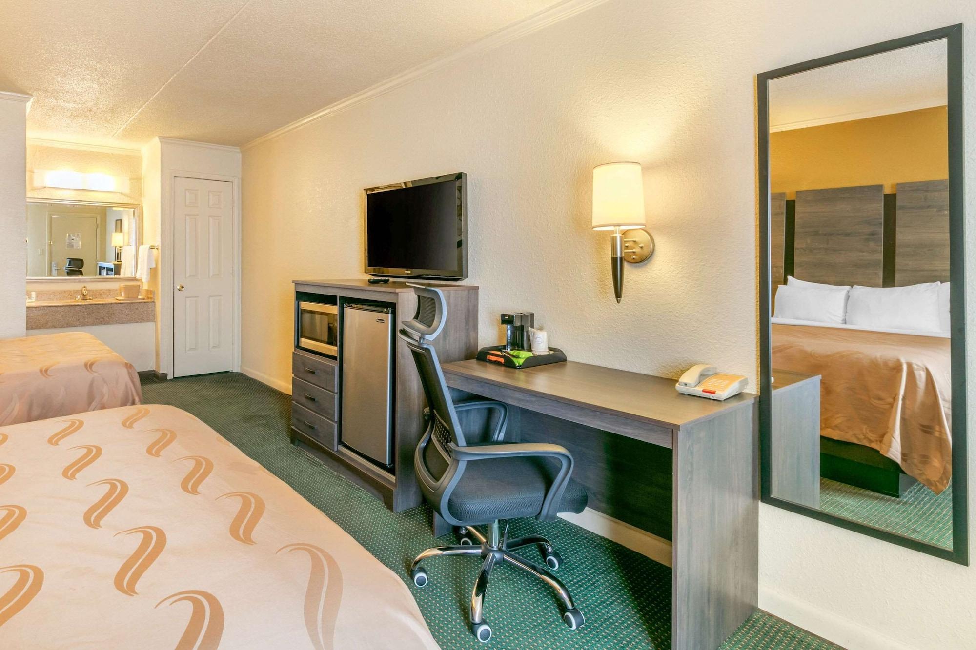 Quality Inn Manchester Εξωτερικό φωτογραφία