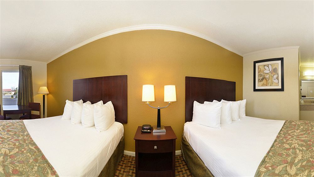Quality Inn Manchester Εξωτερικό φωτογραφία
